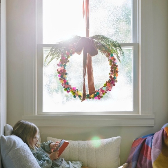 Terrain Bauble Mini Ornament Wreath - Picture 4 of 4